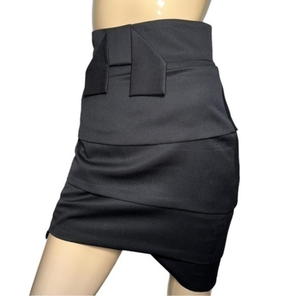 Trelise Cooper Women’s Size 8 Black Wool Silk Lay Her Cake Cantata Layered Skirt